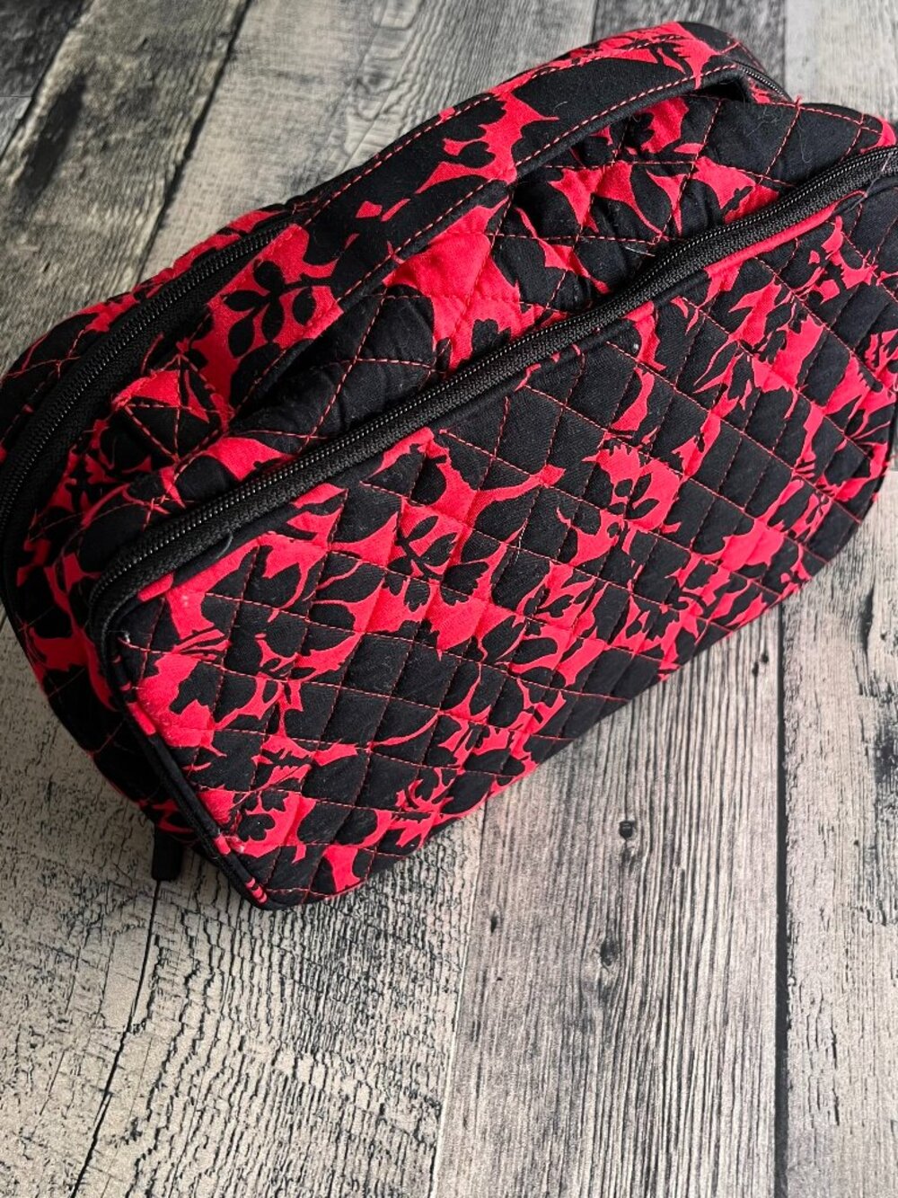 Vera Bradley makeup bag